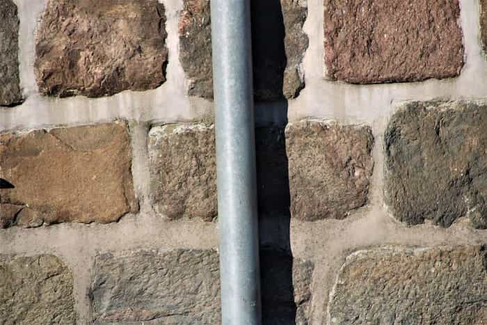 La instalación de los conductos para la recogida de agua